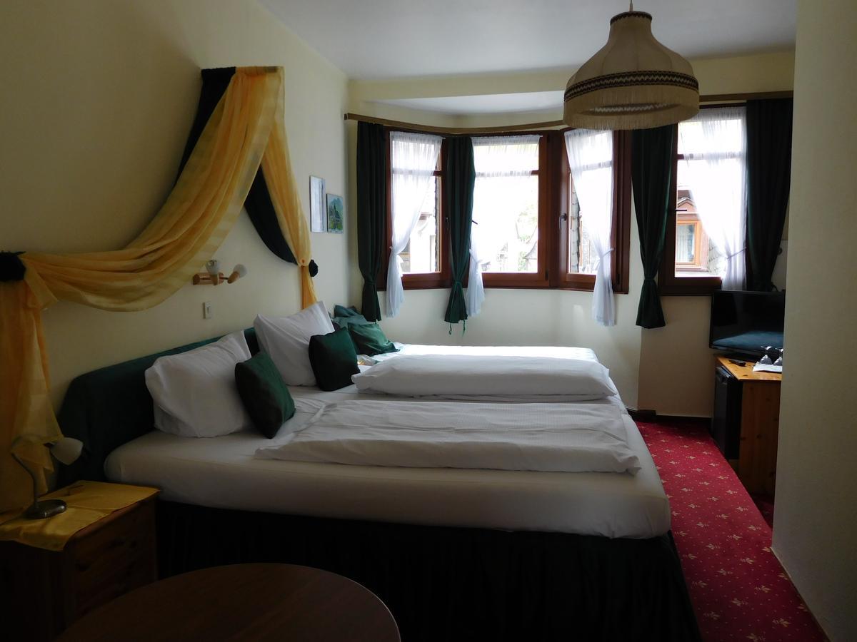 באכאראך Hotel Kranenturm מראה חיצוני תמונה