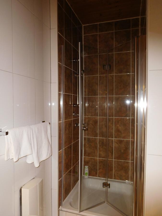 באכאראך Hotel Kranenturm מראה חיצוני תמונה