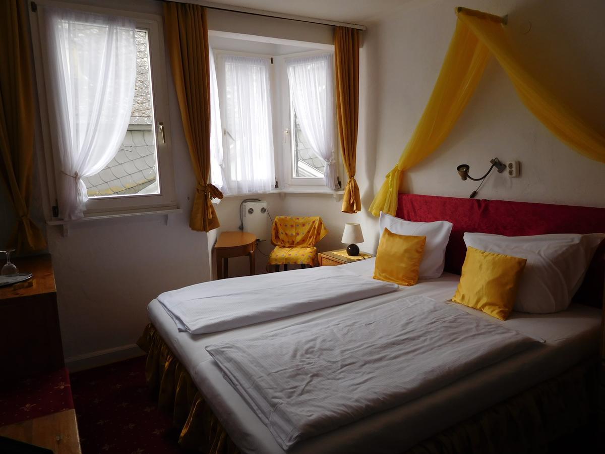 באכאראך Hotel Kranenturm מראה חיצוני תמונה