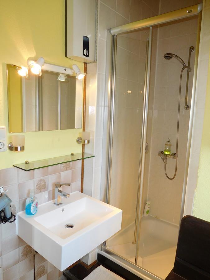 באכאראך Hotel Kranenturm מראה חיצוני תמונה