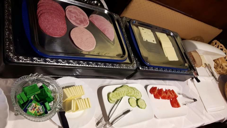 באכאראך Hotel Kranenturm מראה חיצוני תמונה